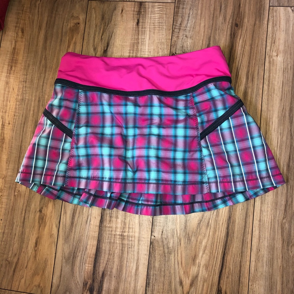 Lululemon pace rival pleaded skirt